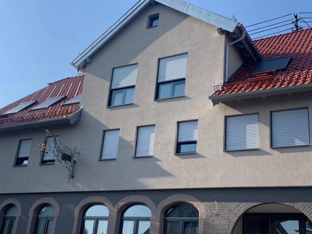 Gaestehaus Hirsch 93 Straubenhardt Exteriör bild